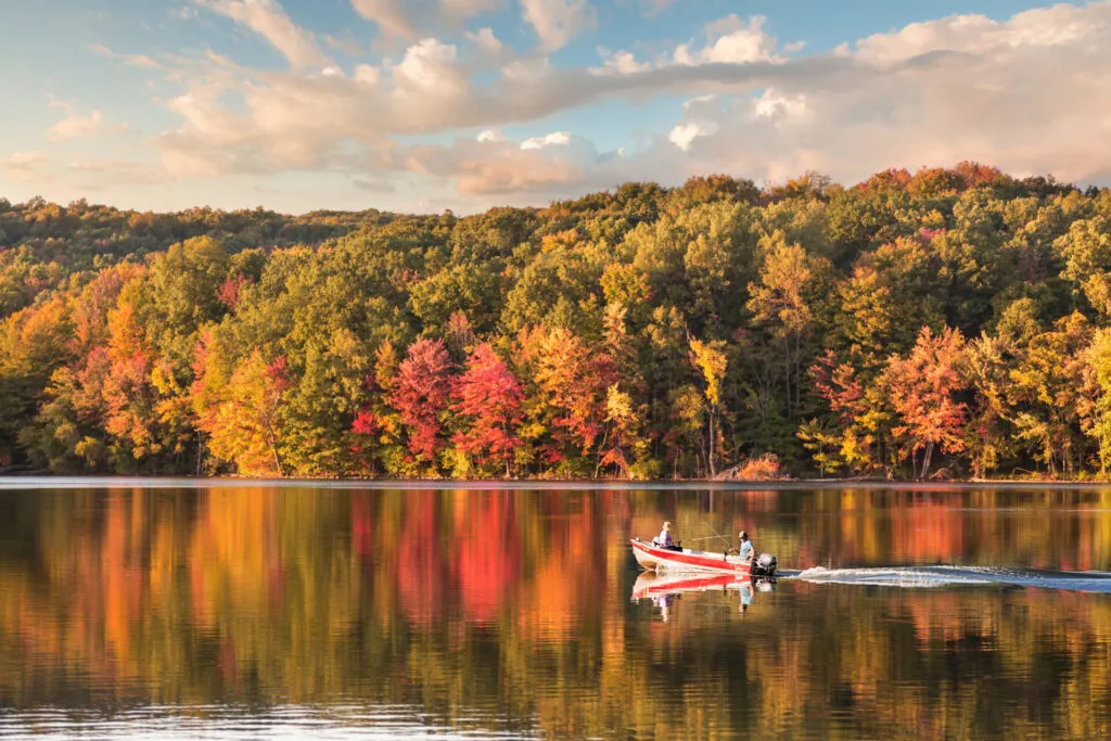 image of connecticut in the fall, a great reason to move to Connecticut.