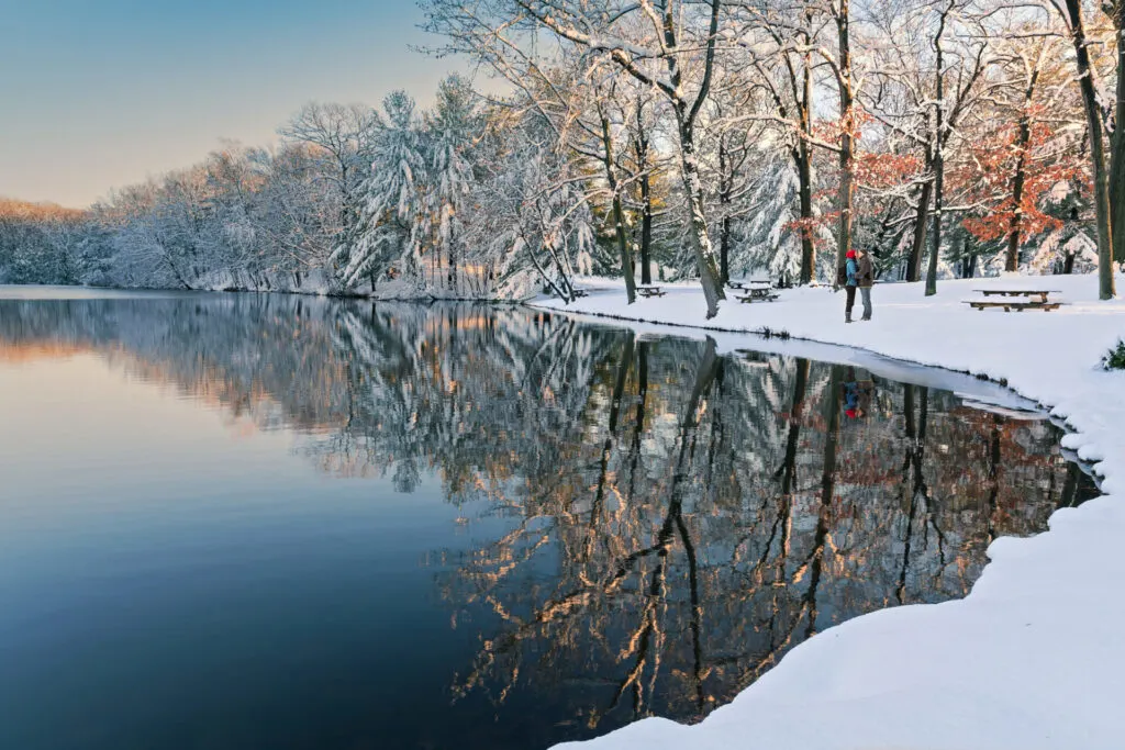 image of connecticut in the winter.