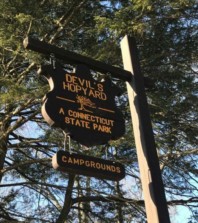 image of the devil's hopyard campgrounds sign.