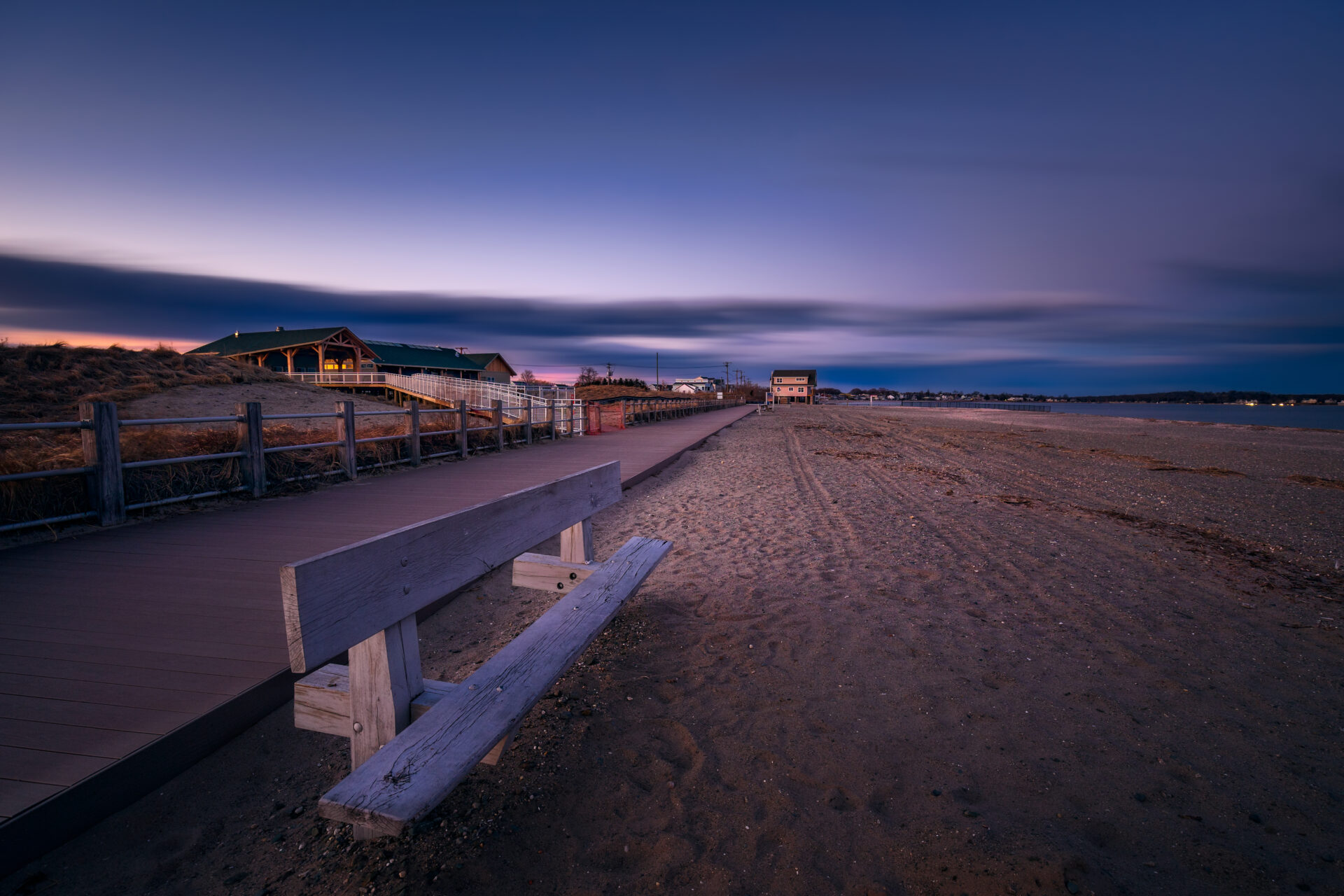 image of silver sands beach, one of the best things to do in milford, ct.