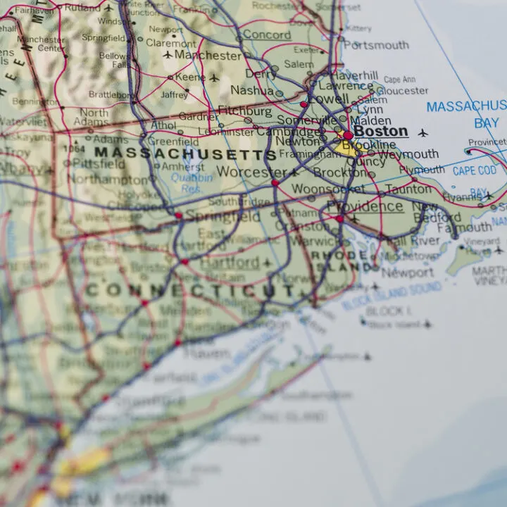 Image of map showing if Connecticut is close to Boston.