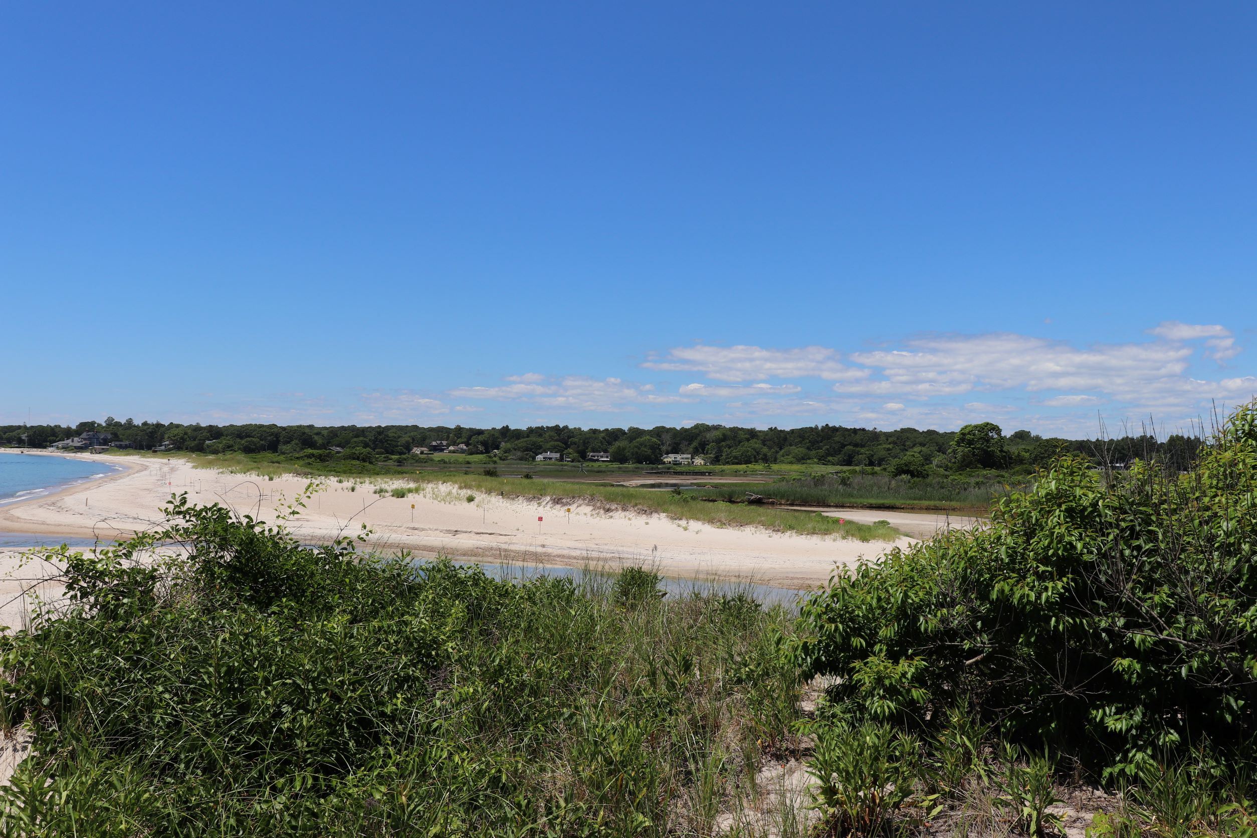 Image of beach and sand dunes at harkness park in waterford ct.