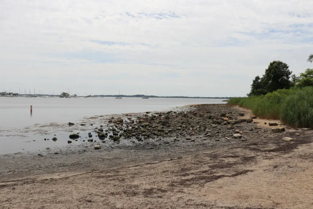 Image of esker point beach in groton Connecticut.