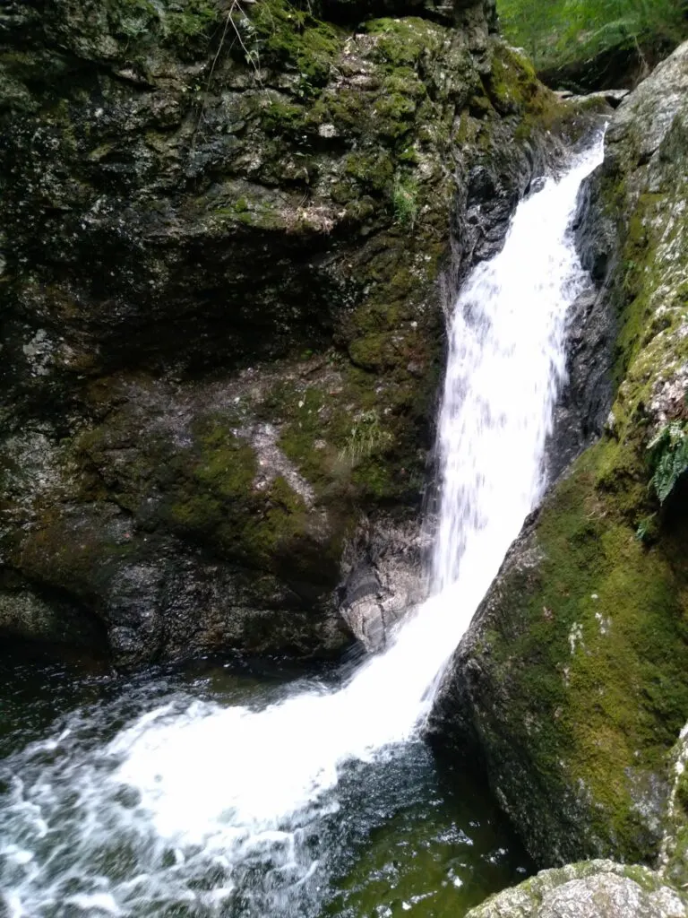 Image of Indian Well Falls, a waterfall, in Shelton, CT.