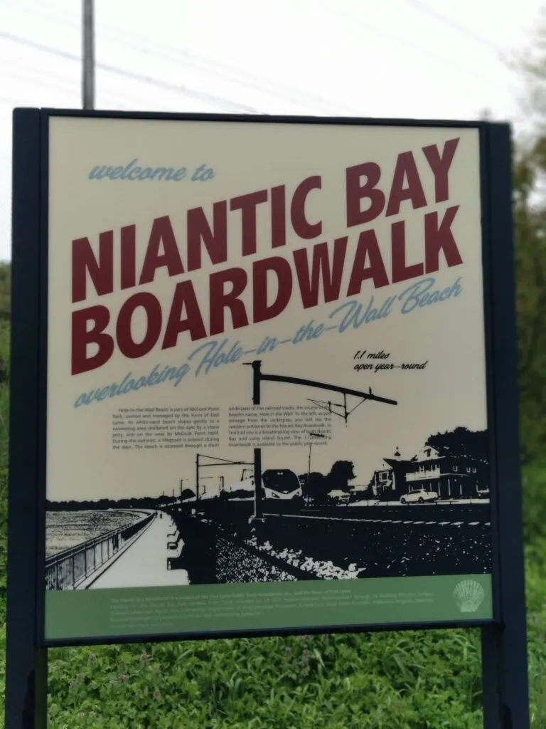image of the Niantic Bay Boardwalk sign.